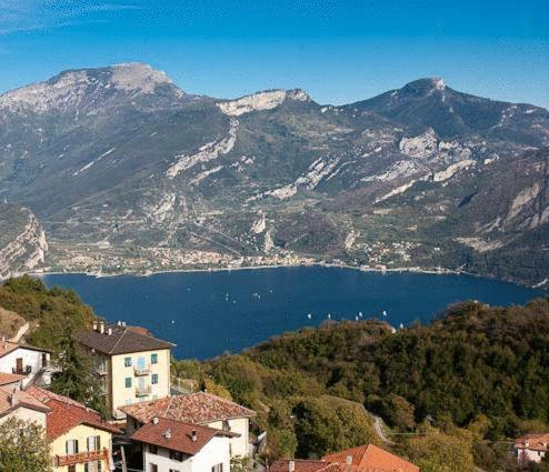 Hotel Rosalpina Riva del Garda Quarto foto